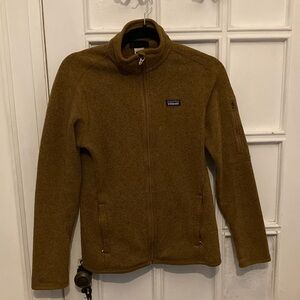 Patagonia Women's better sweater in fleece, zip up in size small